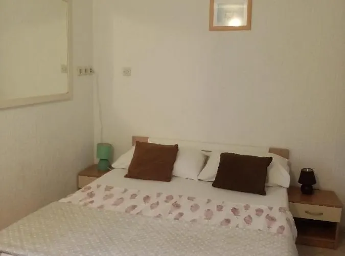 With Parking Space Lopar, Rab - 19896 Apartamento Lopar